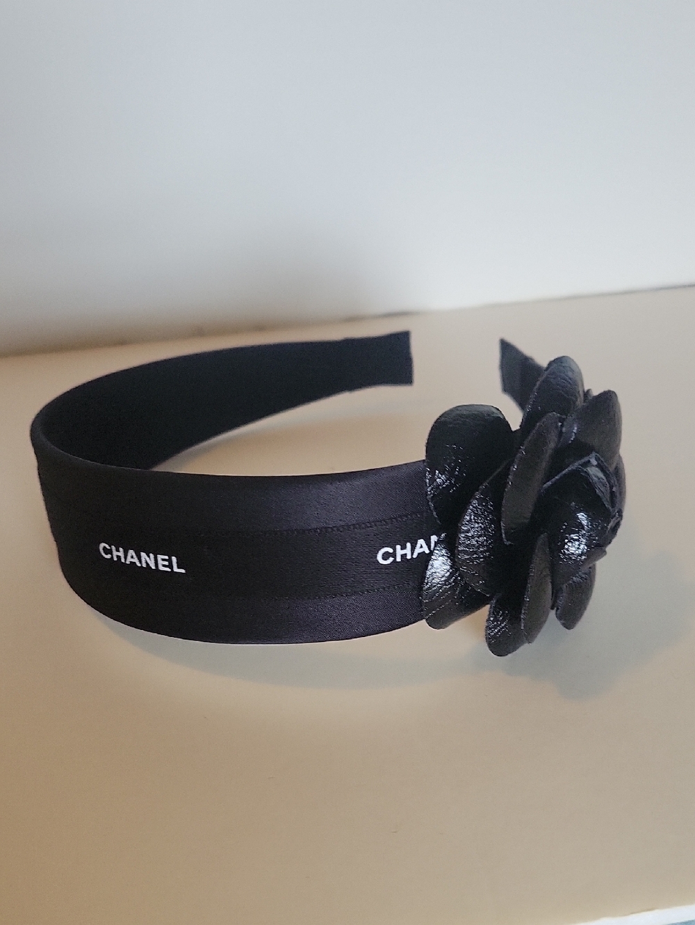 CHANEL Ribbon Black